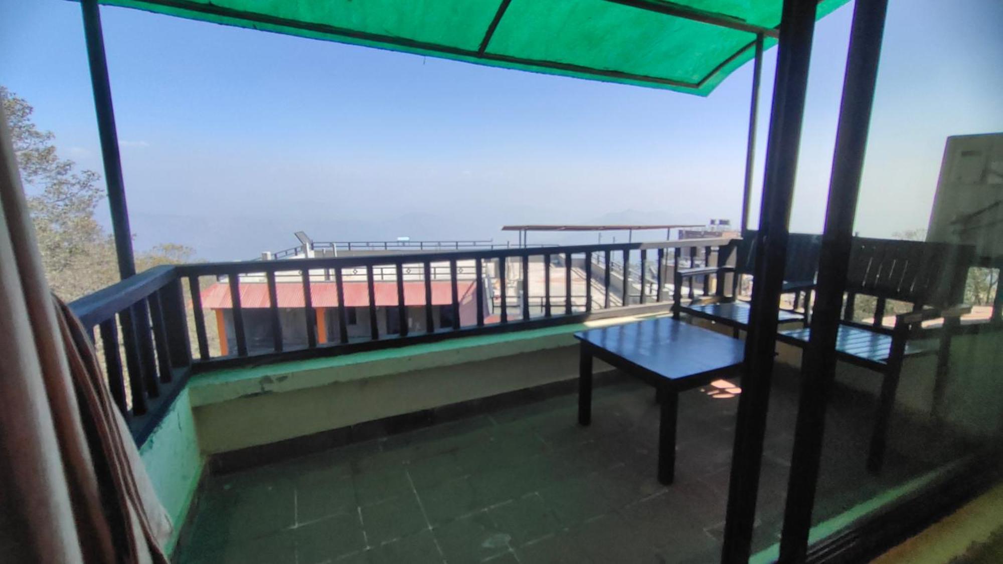 Hotel Chautari Pvt Ltd 纳加阔特 外观 照片