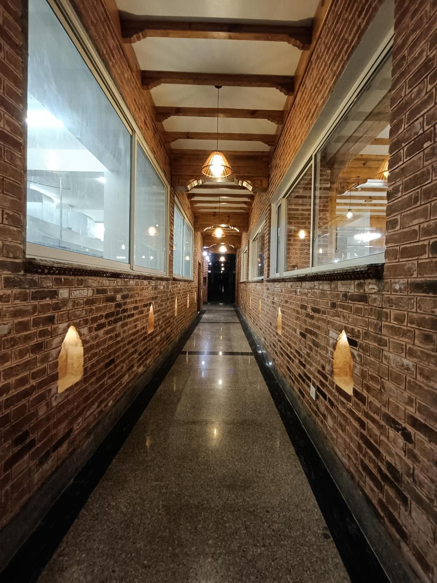 Hotel Chautari Pvt Ltd 纳加阔特 外观 照片