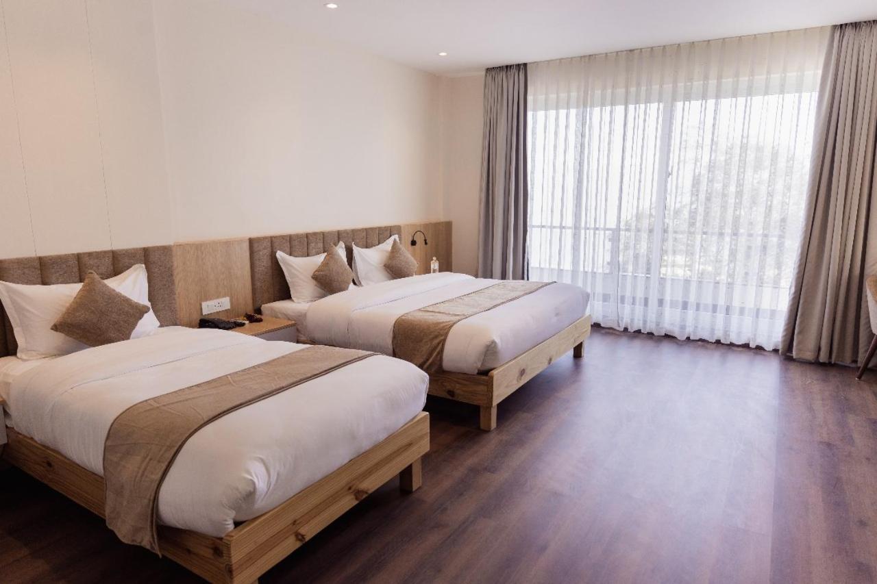 Hotel Chautari Pvt Ltd 纳加阔特 外观 照片