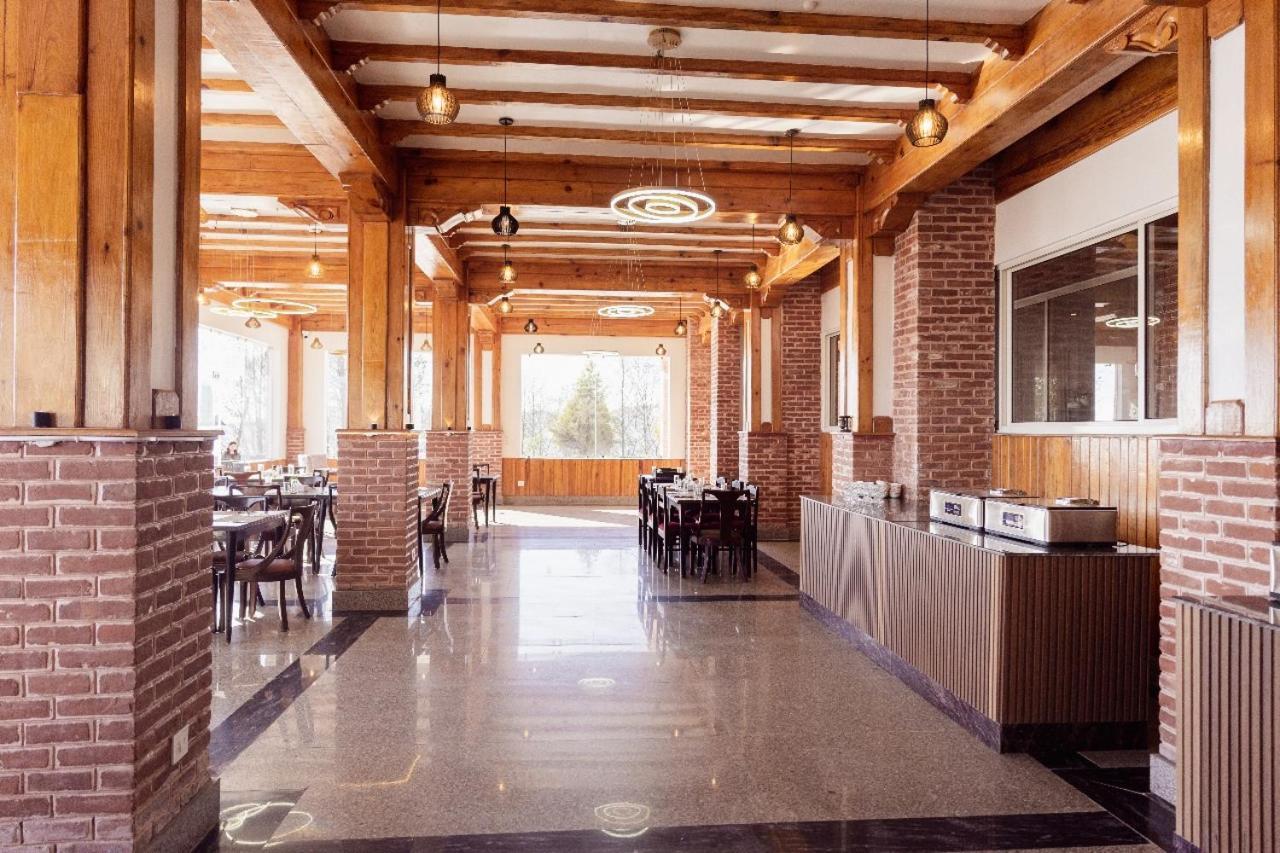 Hotel Chautari Pvt Ltd 纳加阔特 外观 照片