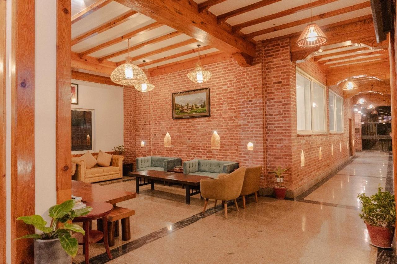 Hotel Chautari Pvt Ltd 纳加阔特 外观 照片