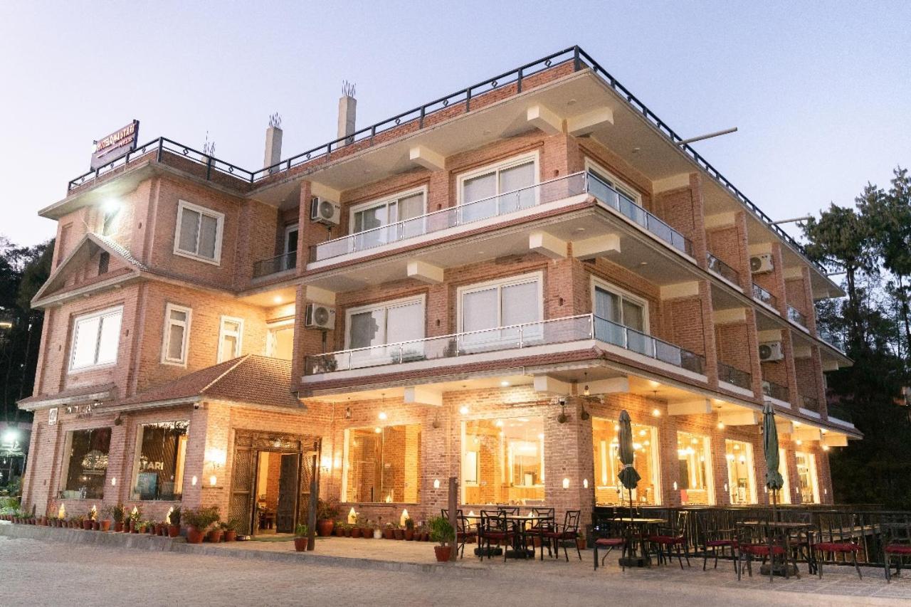 Hotel Chautari Pvt Ltd 纳加阔特 外观 照片